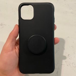 iPhone 11 Otterbox Popsocket case